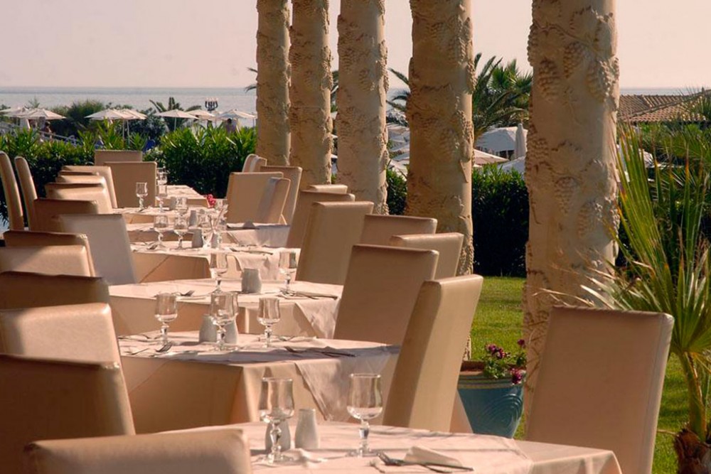 Sandy Beach Resort 4 Албания